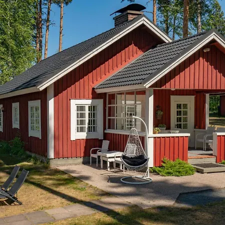 Sepelkyyhky By Interhome 펜션