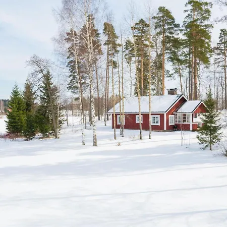 Sepelkyyhky By Interhome * Hirsjärvi