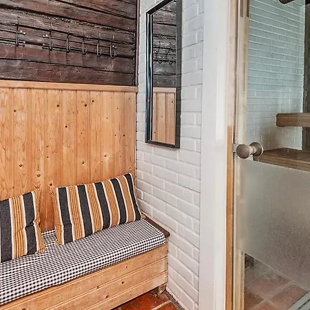 Tatil Evi Sepelkyyhky By Interhome Hirsjärvi