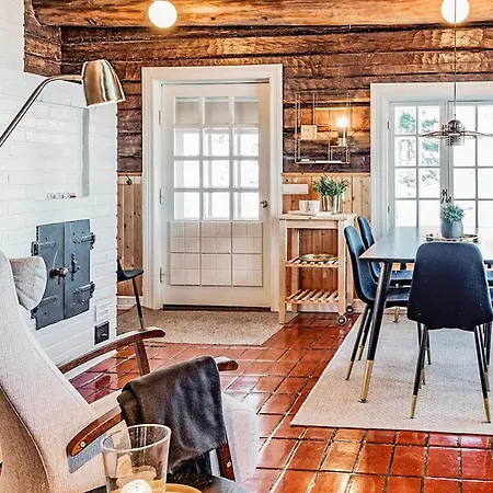 Sepelkyyhky By Interhome בית נופש