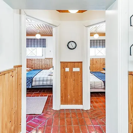 Tatil Evi Sepelkyyhky By Interhome Hirsjärvi