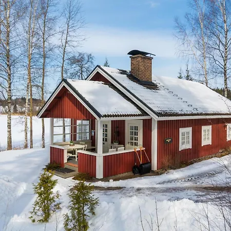 Sepelkyyhky By Interhome * Hirsjärvi