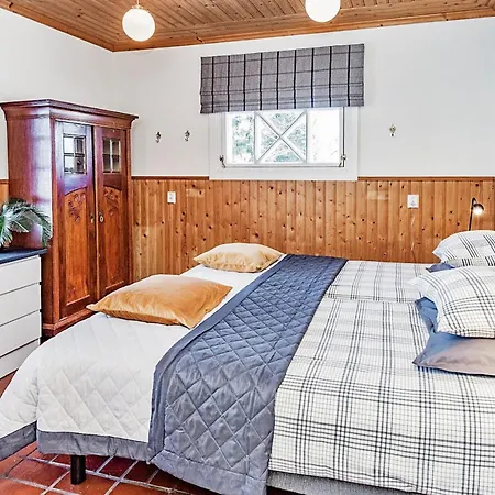Tatil Evi Sepelkyyhky By Interhome Hirsjärvi