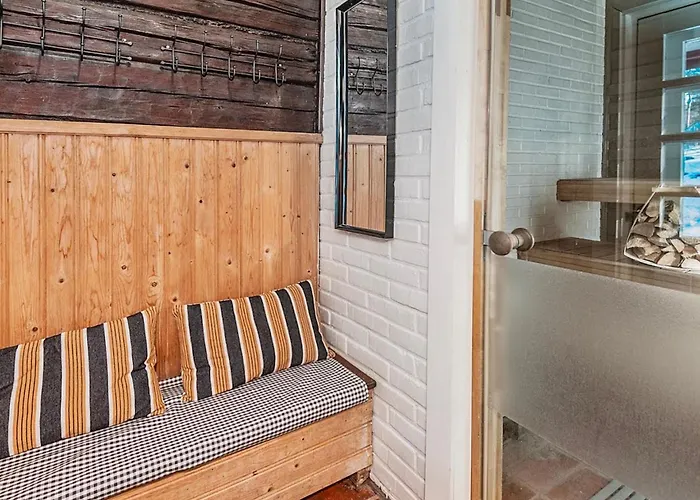 Sepelkyyhky By Interhome Hirsjärvi